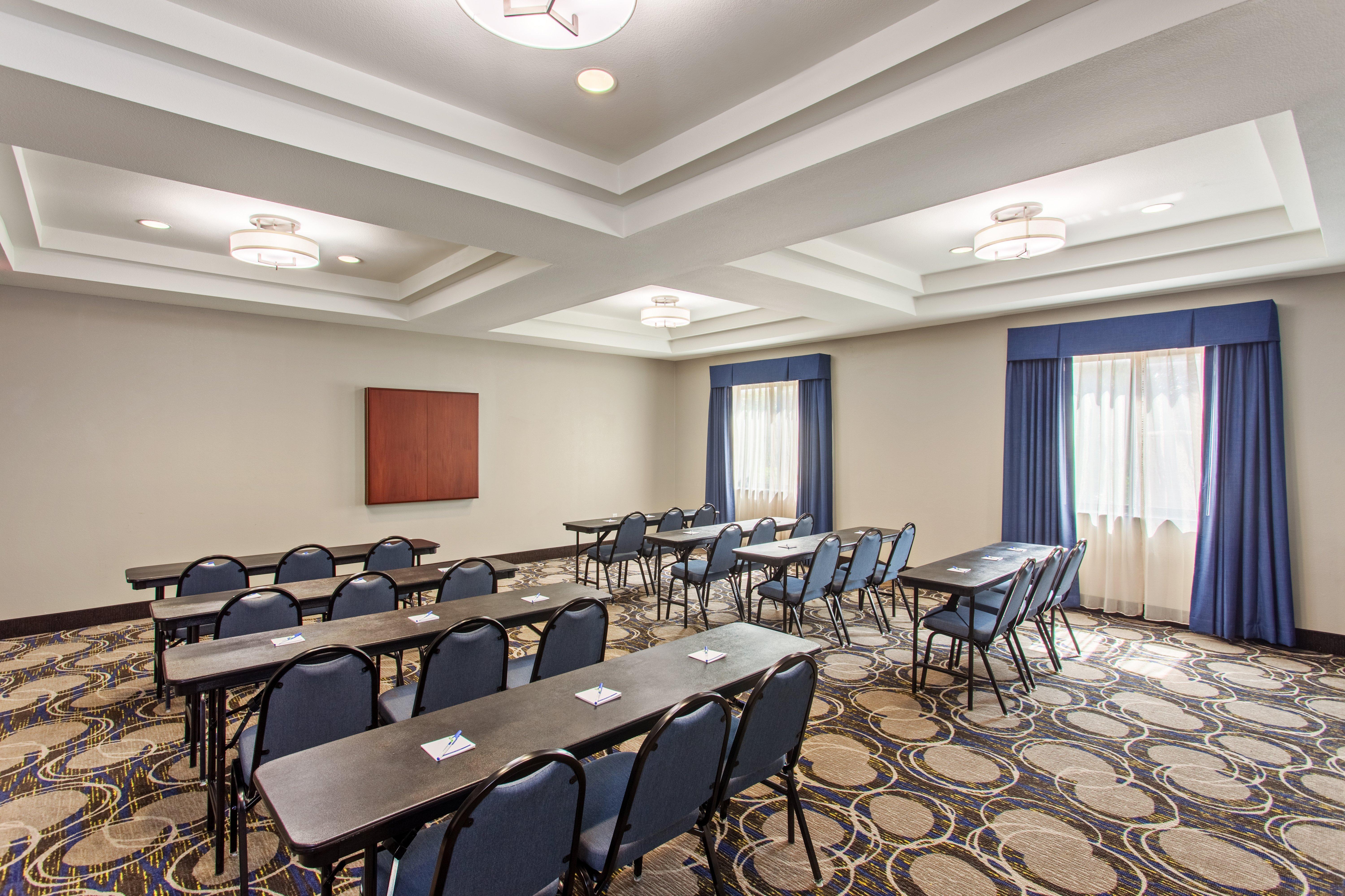 Holiday Inn Express & Suites Wharton By Ihg Extérieur photo